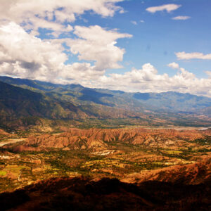 Mirador y puente occidente